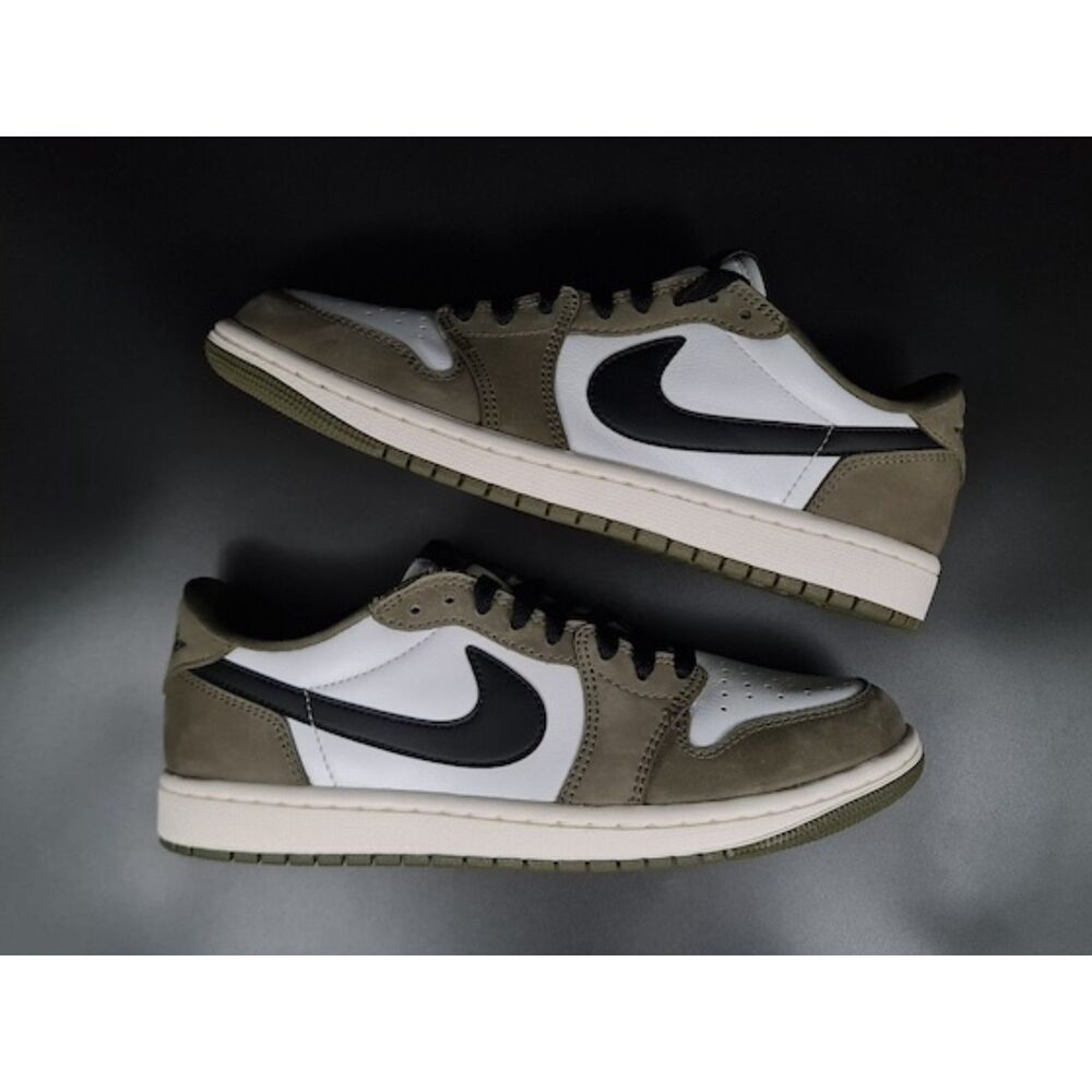Jordan 1 Retro Low Medium Olive. SIZE 11.5 - HQ6998-200